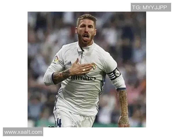 足球明星退役时刻的感人瞬间揭示了他们对这项运动的深厚情感与不舍